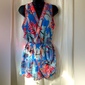 Madelyn Rae One Piece Romper Women's Sz XS V Neck Lined